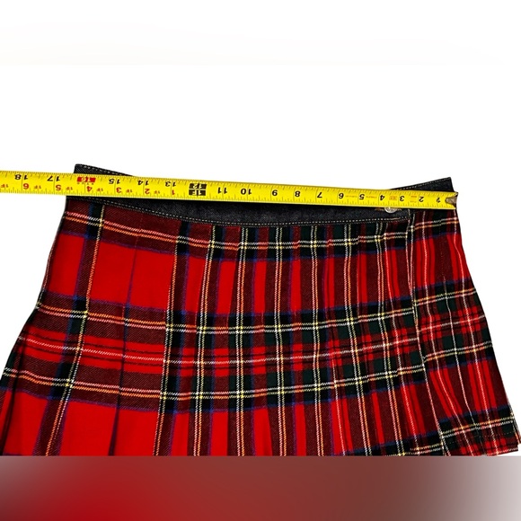 Dolce & Gabbana Pleated Plaid Tartan Mini Skirt Y2K Grunge Festival 33” like M/L - Picture 2 of 11